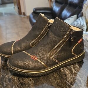 Reiker boots